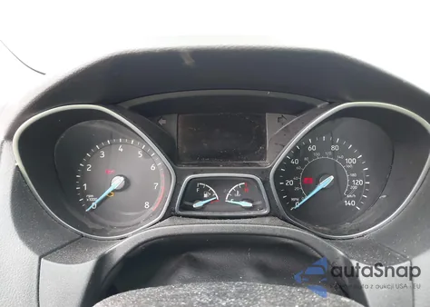 2015 Ford Focus Se z USA, uszkodzony, nr VIN 1FADP3F29FL218068